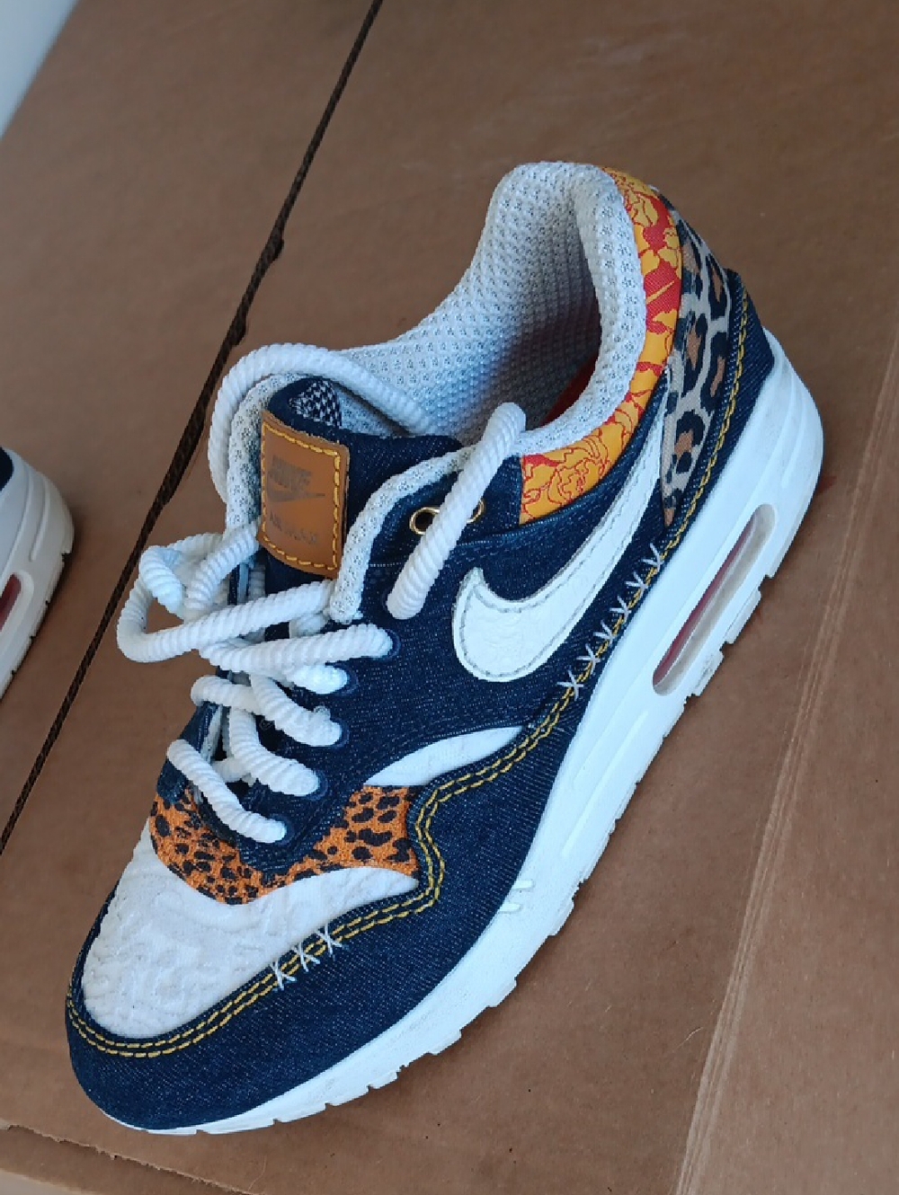 Nike Denim Blue Leopard Accent Air Max Sneaker - White & Orange